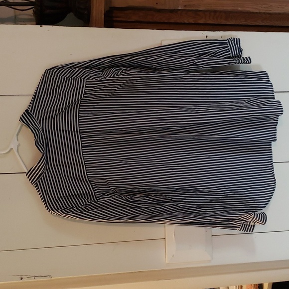 Tunic - Picture 4 of 4